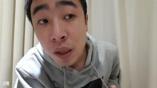 我在斗鱼看小主播无尽直播美食