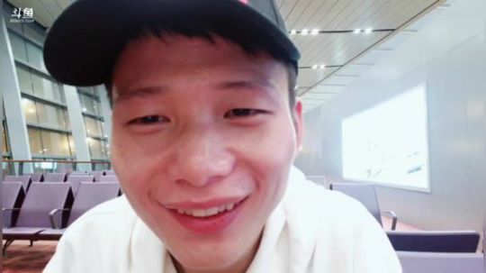 昆明机场。飞成都。 2018-12-12 20点场