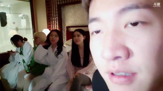 心心恋凡发布了一个斗鱼视频2018-12-12