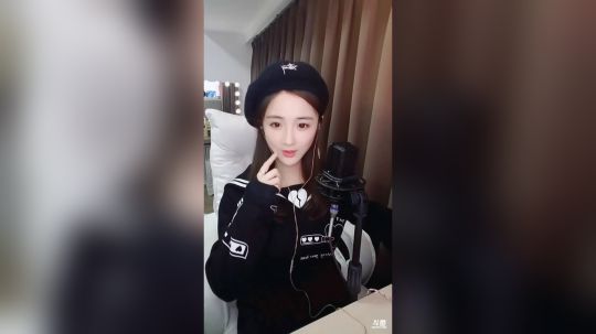 17854226298发布了一个斗鱼视频2018-12-13