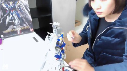 龙马精神之神笔马龙发布了一个斗鱼视频2018-12-13