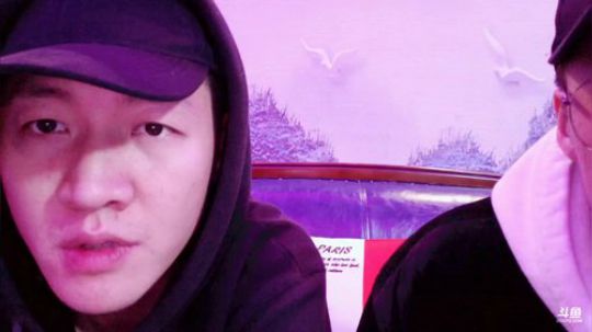 聊2分钟 明天1点半开 2018-12-14 00点场