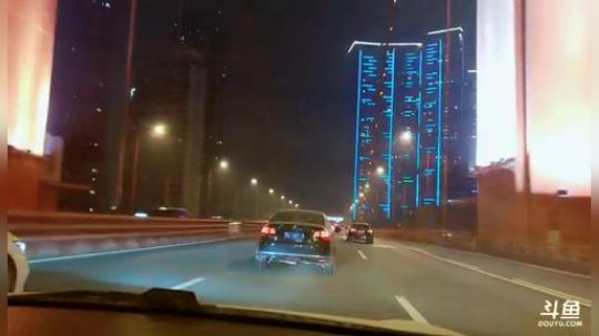 我本善良72发布了一个斗鱼视频2018-12-14