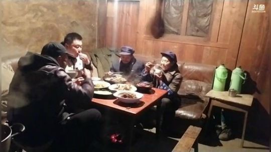 上山做点什么饭 2018-12-14 18点场