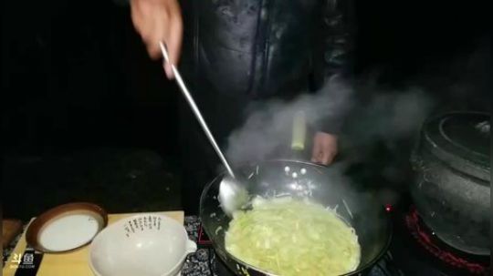 上山做点什么饭 2018-12-14 18点场
