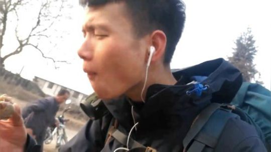 我本善良72发布了一个斗鱼视频2018-12-15