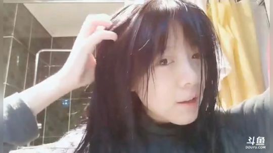 骆歆：高强度锻炼的一天又开始了 2018-12-11 14点场