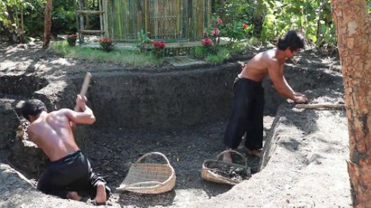 【躺尸兄弟】年度最佳游泳池，没有之一。