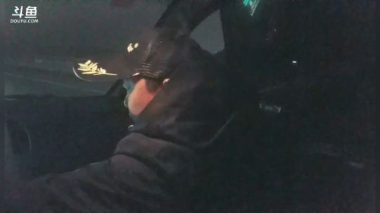 直播中  孝感长湖比赛ing 2018-12-16 18点场