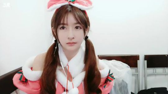 聆界之人发布了一个斗鱼视频2018-12-19