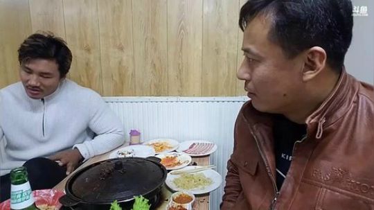 带老黑去老金烤肉~ 2018-12-19 22点场