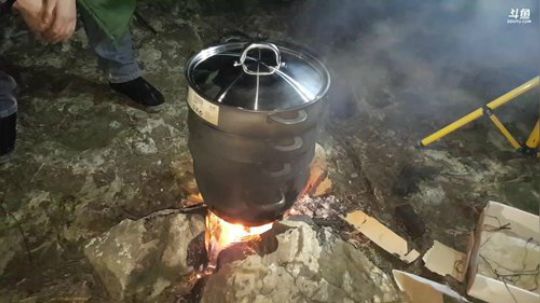 liyunanhj发布了一个斗鱼视频2018-12-20