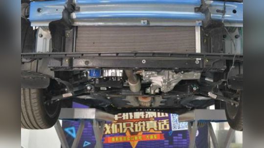 从荣威i5的底盘，看10万元自主品牌用料