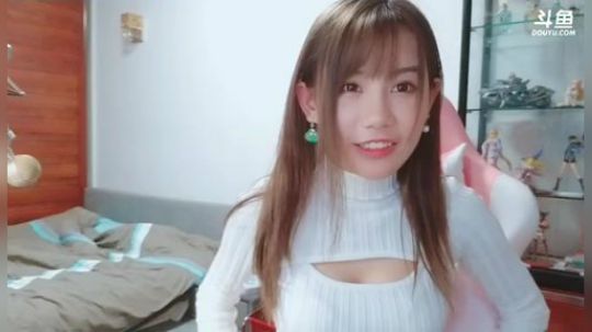 August丶21th发布了一个斗鱼视频2018-12-20