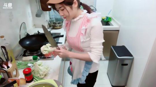 ace017发布了一个斗鱼视频2018-12-21