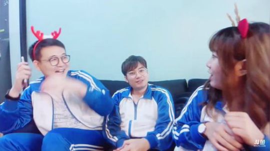 大音乐家JC发布了一个斗鱼视频2018-12-22
