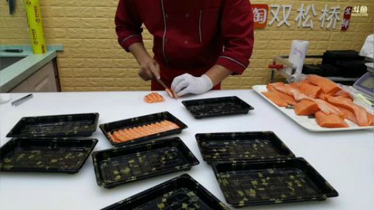 丿Good丶发布了一个斗鱼视频2018-12-22