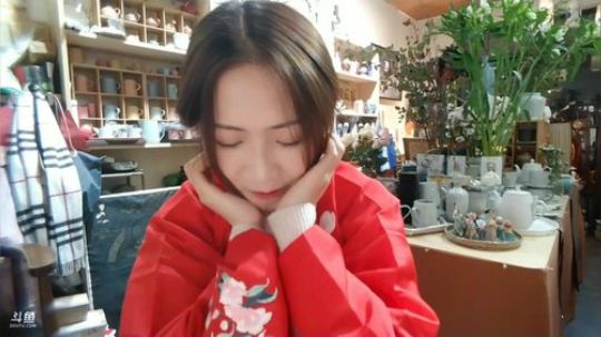每天准时开店，周六是雨天 2018-12-22 22点场