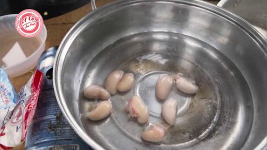 【野炊姐妹】 越农姐妹野外美食，香气逼人