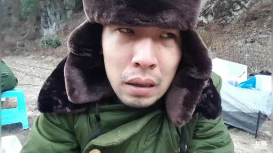 我在斗鱼看小主播无尽直播美食