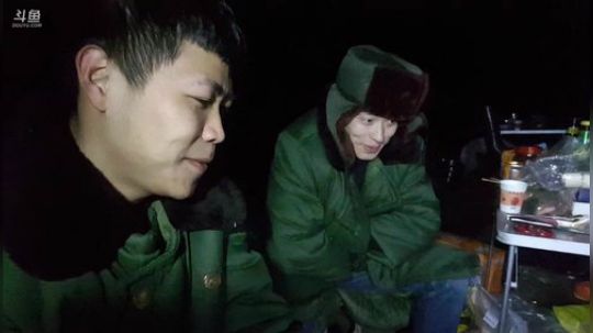 我在斗鱼看美食老王直播美食