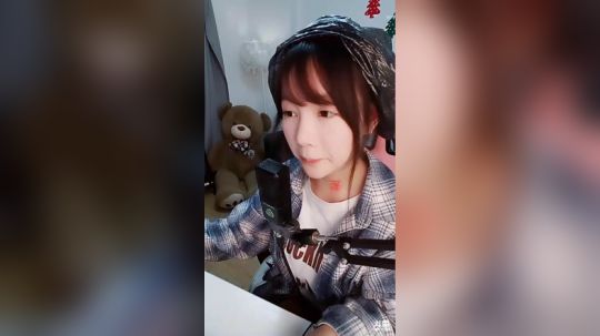 hagetaka发布了一个斗鱼视频2018-12-25
