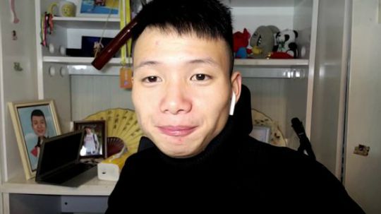 晚上九点半开播大家圣诞节快乐 2018-12-25 23点场