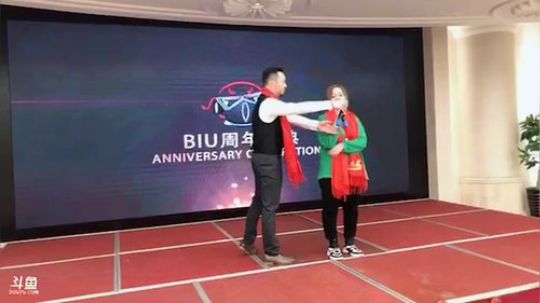 十月：圣诞快乐！ 2018-12-25 18点场