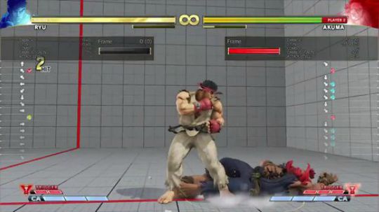 强化的神技！街霸S4隆最远端也能复合竹刀踢！