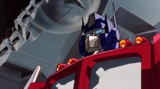 让擎天柱张开嘴说话是老粉们难以接受的！大黄蜂导演浅谈回到G1