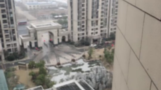 我这儿下雪啦，你那儿呢