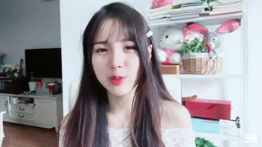 我在斗鱼看可爱的圆圆啊直播颜值横屏