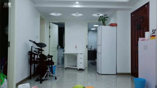 我本善良72发布了一个斗鱼视频2018-12-31