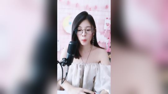 我在斗鱼看可爱christina直播颜值