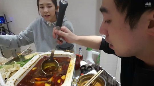 Tiramisu我喜欢发布了一个斗鱼视频2018-12-31