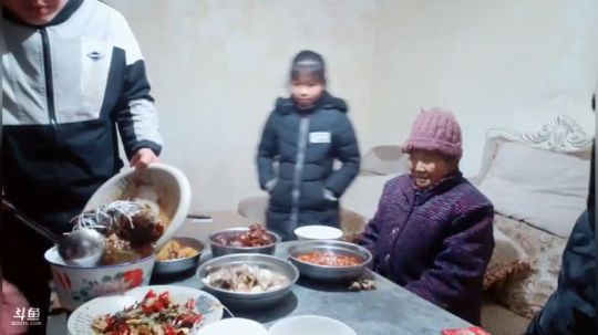 大家2019新年好(≧ω≦)/ 2019-01-01 19点场