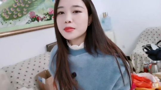 肖淑洁生命中的光和盐发布了一个斗鱼视频2019-01-01