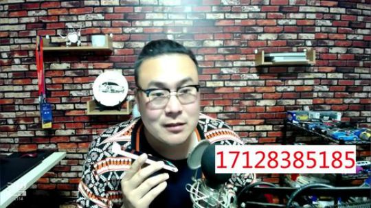 免费热线196，嘟以个嘟 父亲一直要买林肯