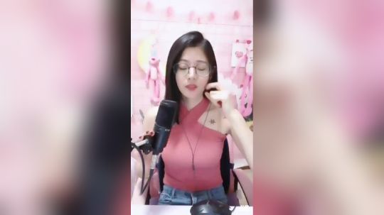 我在斗鱼看可爱christina直播颜值