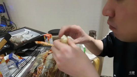 Tiramisu我喜欢发布了一个斗鱼视频2019-01-07