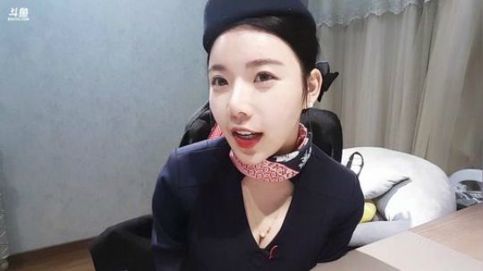 聆界之人发布了一个斗鱼视频2019-01-08