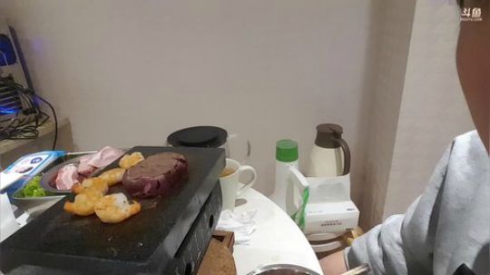 Tiramisu我喜欢发布了一个斗鱼视频2019-01-09