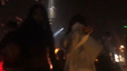 大家不是想看看我平时蹦迪是什么样子吗 哈哈哈? 疯子雪