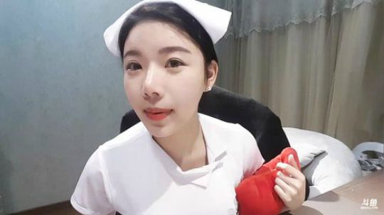 小姨子：空姐刮刮明天做个白衣天使 2019-01-09 15点场