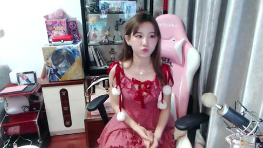 ace017发布了一个斗鱼视频2019-01-09