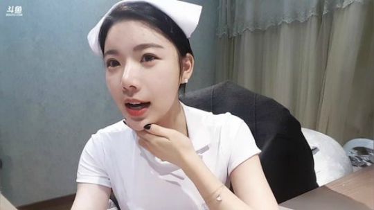 聆界之人发布了一个斗鱼视频2019-01-09