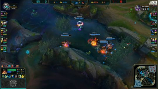 我在斗鱼看英雄联盟官方赛事直播英雄联盟