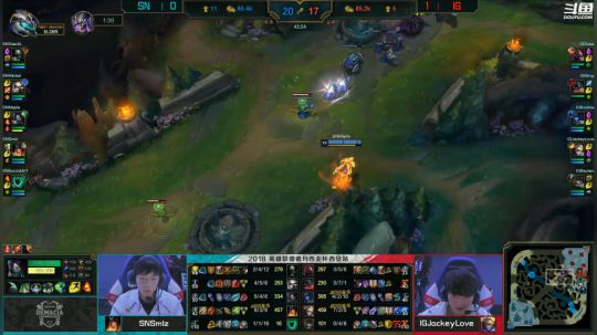 我在斗鱼看英雄联盟官方赛事直播英雄联盟