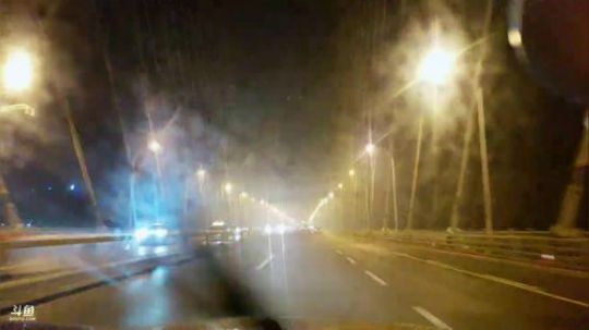 晚点一起去吃好吃的蟹脚面 2019-01-12 22点场