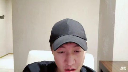 晚点一起去吃好吃的蟹脚面 2019-01-12 19点场